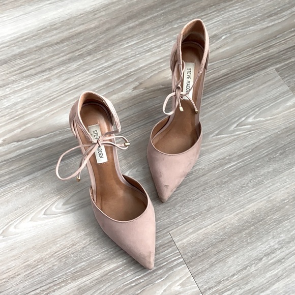Steve Madden Shoes - Steve Madden Block Heel pumps